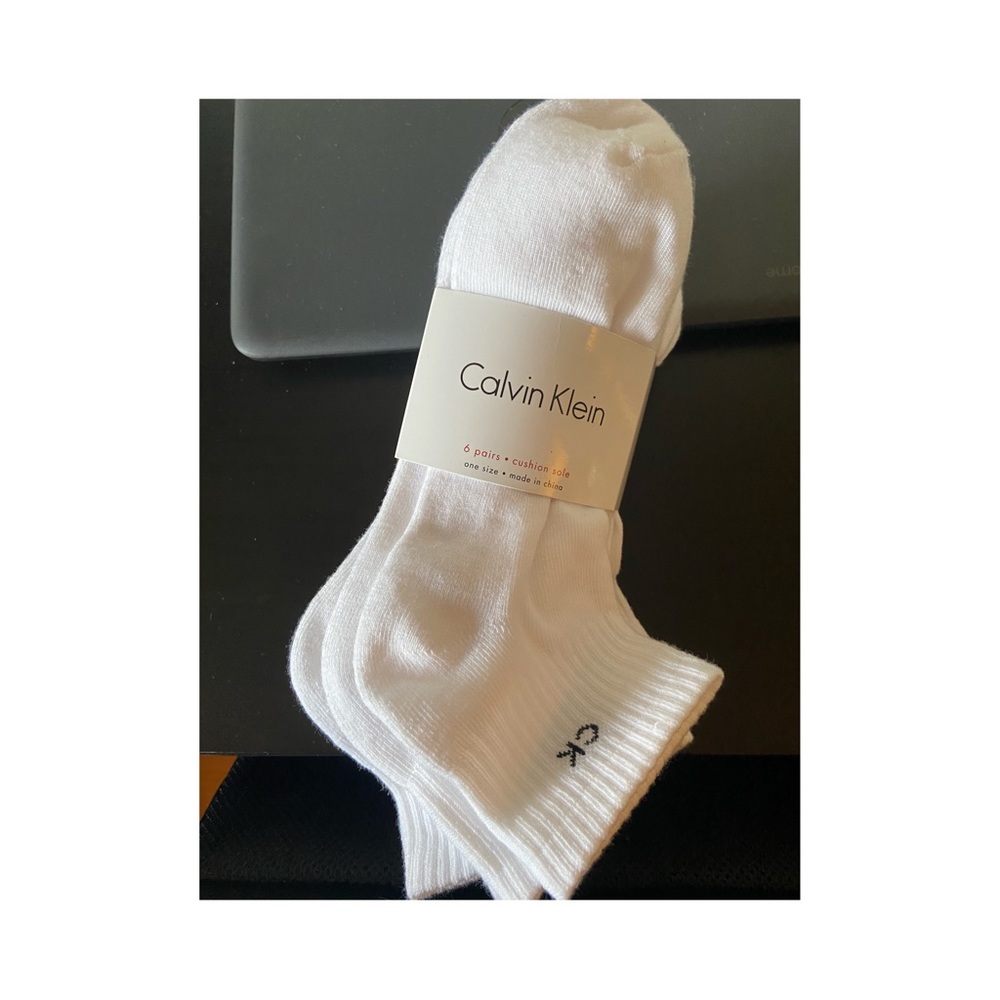 Men or Women Calvin Klein 6 Pair Socks
